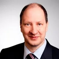 Porträt von PD Dr. Burkhard Poeggeler